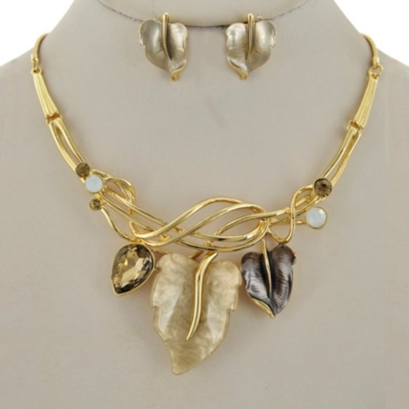 350-Leaves Golden Metal Necklace Set - Picture 3 of 5